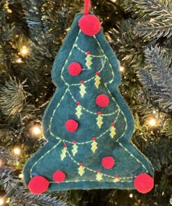 Green Felt Tree Ornament (holly leaves)